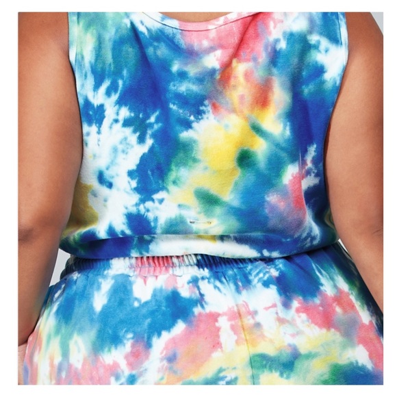 ➕ TieDye Crop Jogger Set - Picture 3 of 4